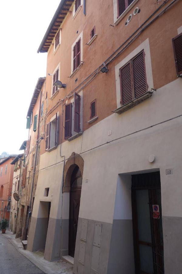 Central- Views - Air Conditioning - Easy Parking -Self Check In Perugia Exteriér fotografie